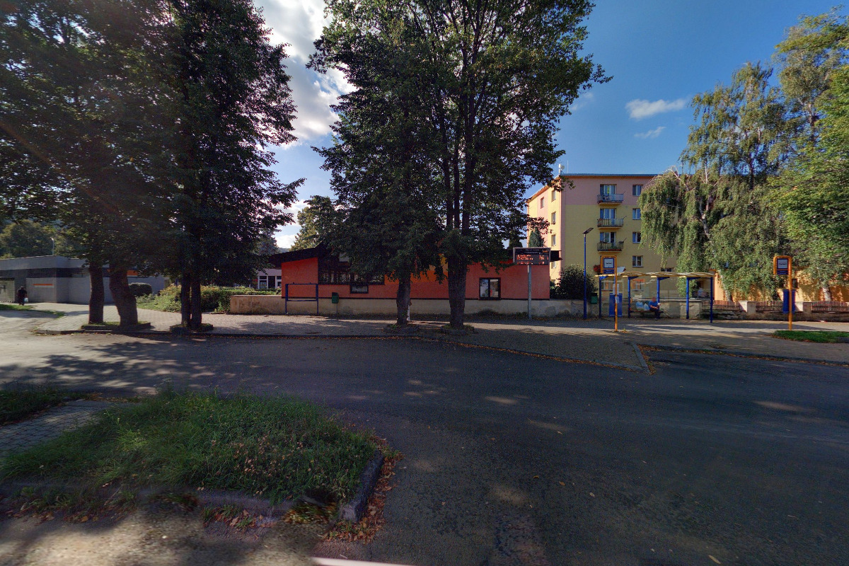 Restaurace Nádražní 1025 foto 2