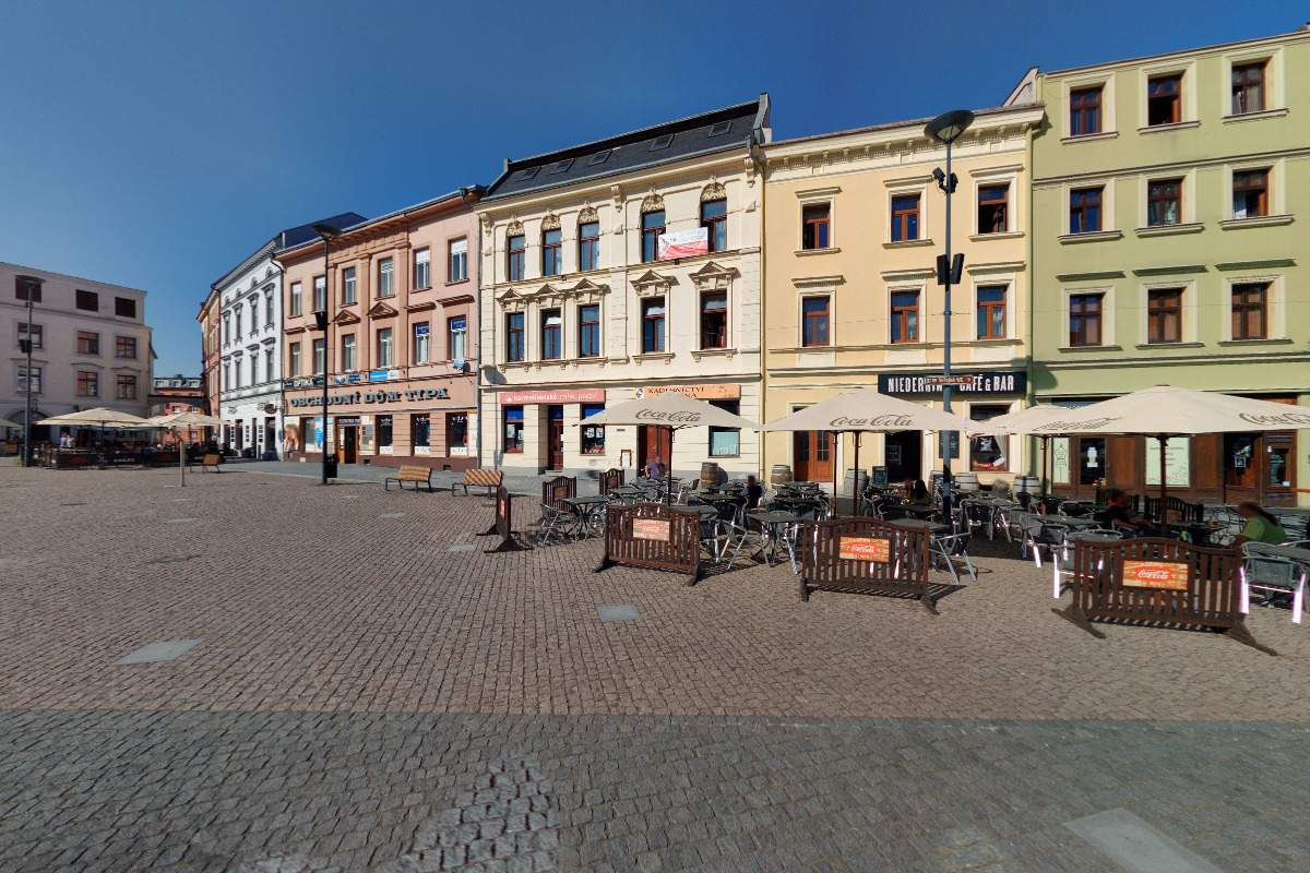 Karmelitánské knihkupectví foto 2