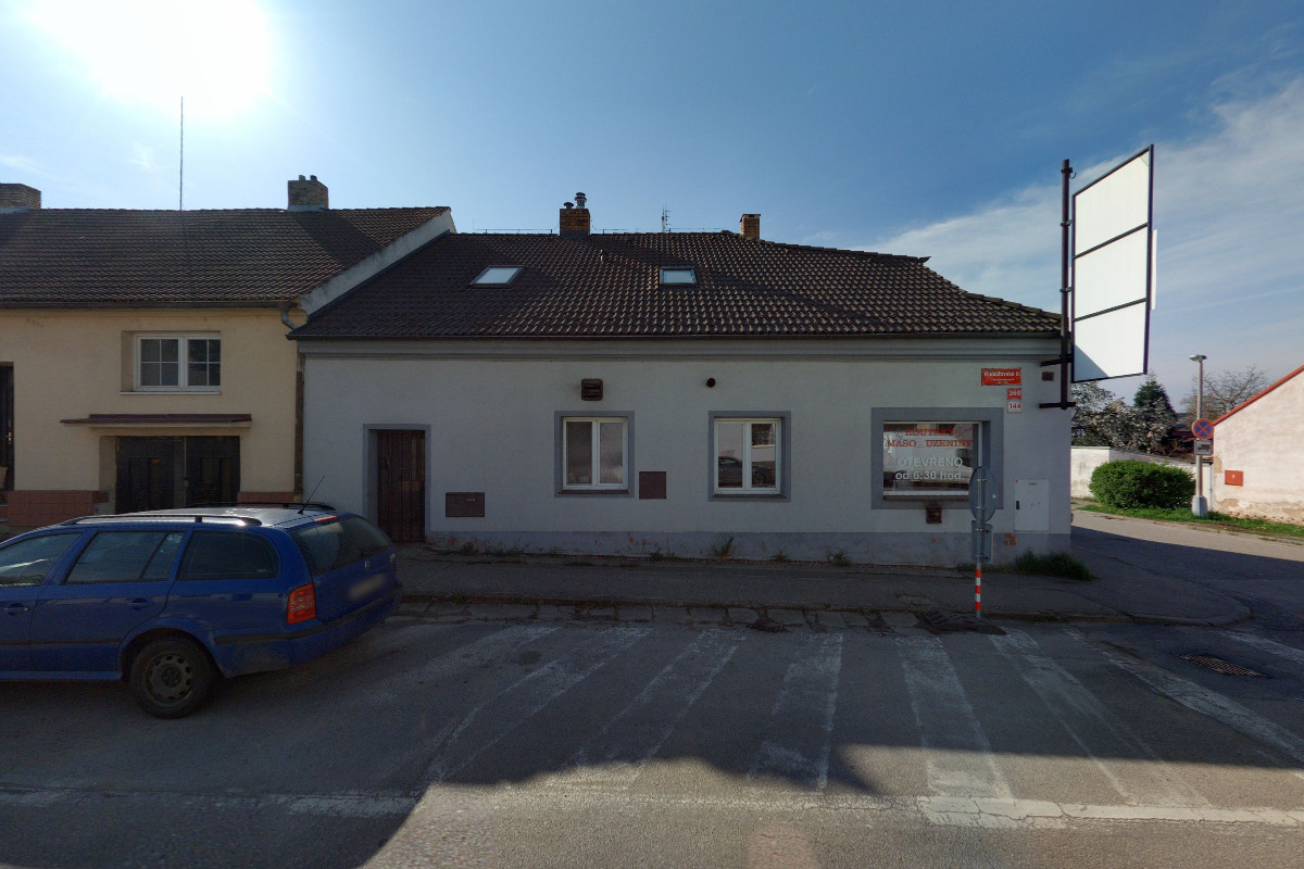 KOUTSKÝ MASO - UZENINY