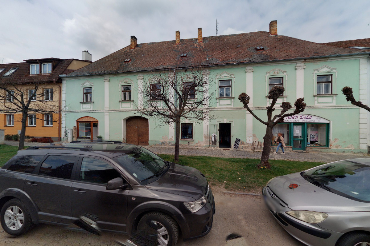 1. M. stavební společnost, s.r.o.