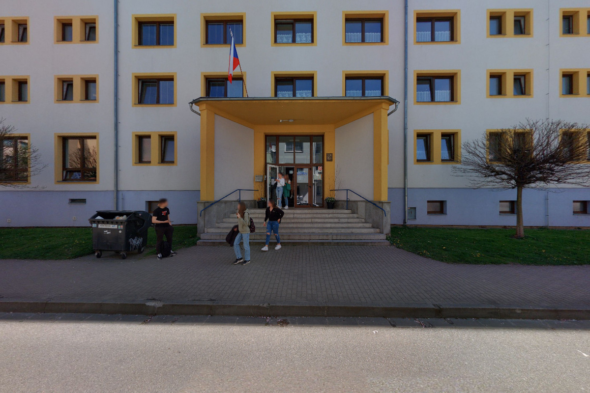 Domov mládeže a školní jídelna České Budějovice foto 2