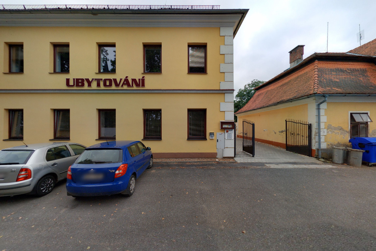 Ve škole i mimo ni, z. s.