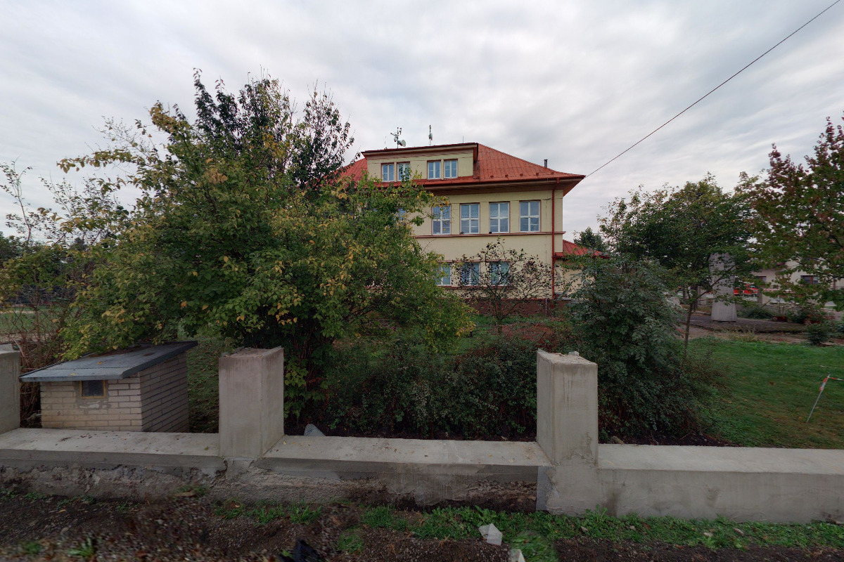 ZŠ a MŠ Petrovice u Karviné, Závada