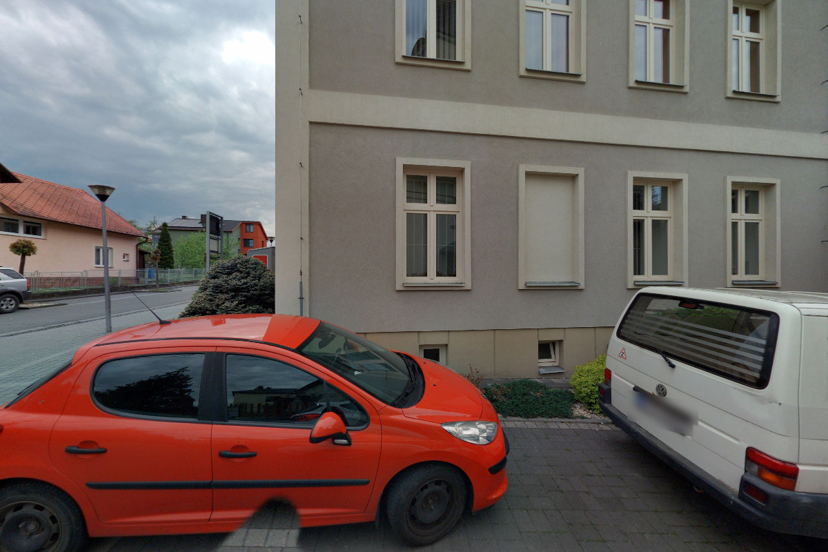 Mokré Lazce - obecní úřad foto 2