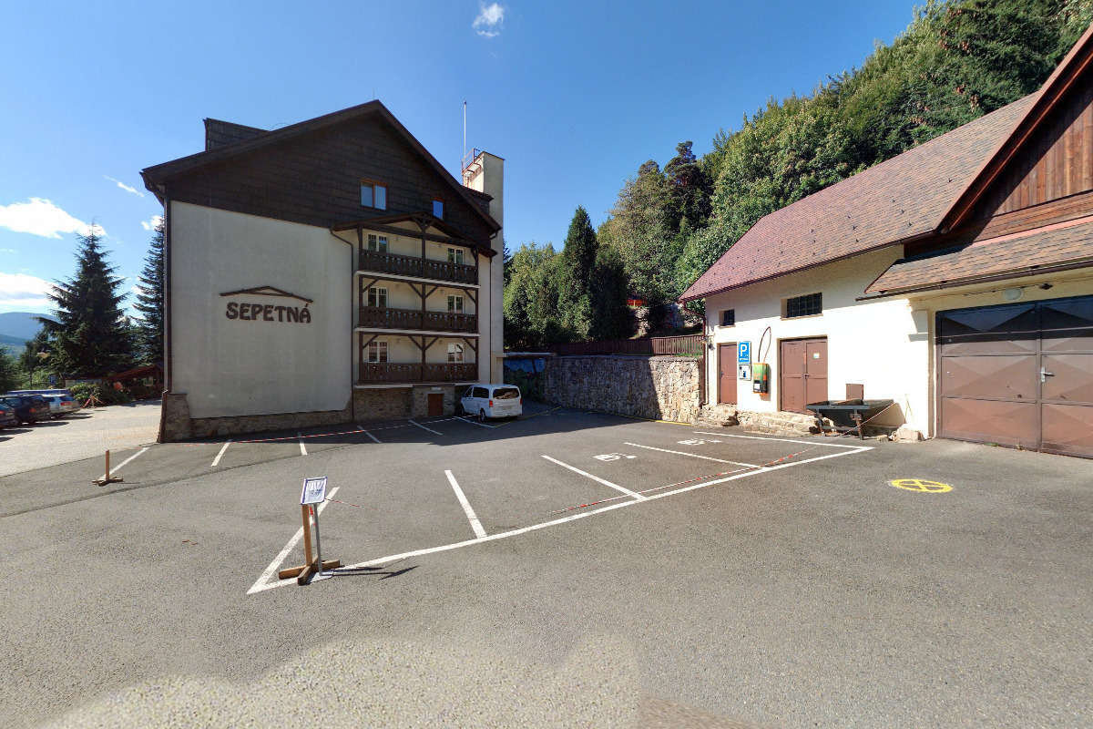 Nabíjecí stanice ČEZ