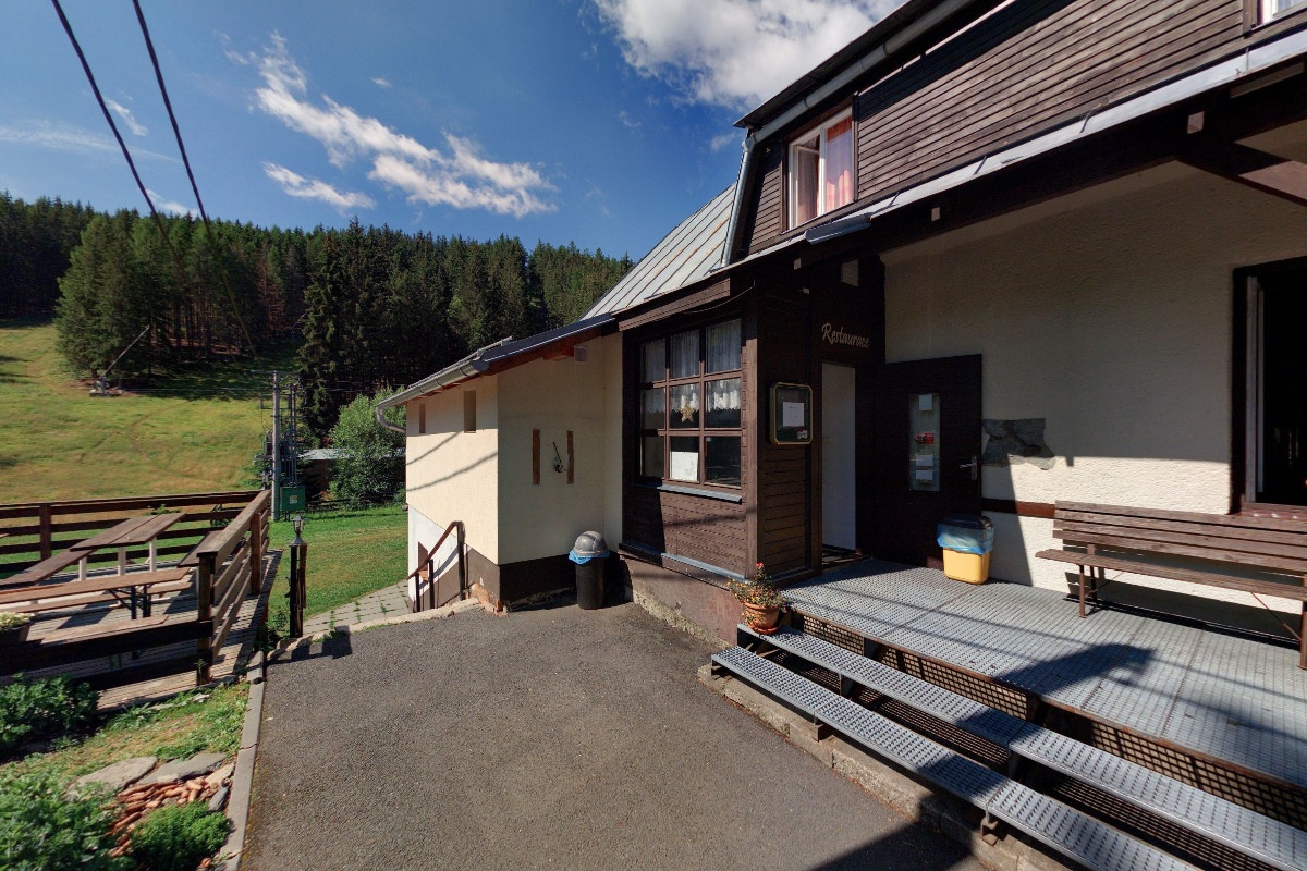 Nabíjecí stanice Chata a restaurace Na Zátiší foto 3