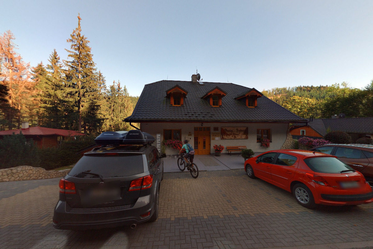 Nabíjecí stanice pro elektrokola - Etron Czech s.r.o.