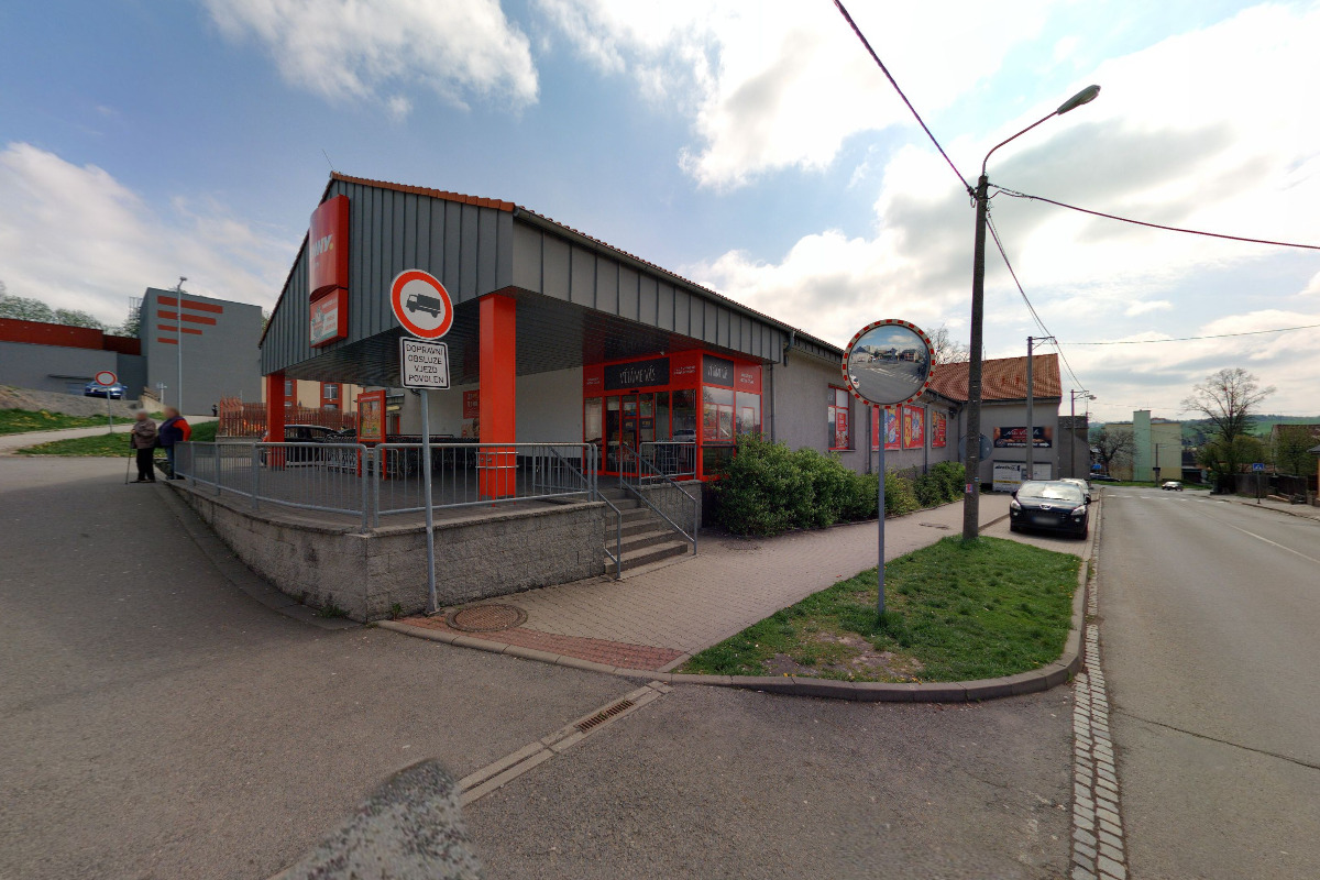 Makovec - maso uzeniny