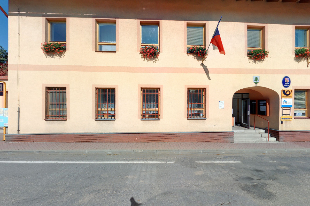 Knihovna městyse Spálov foto 2