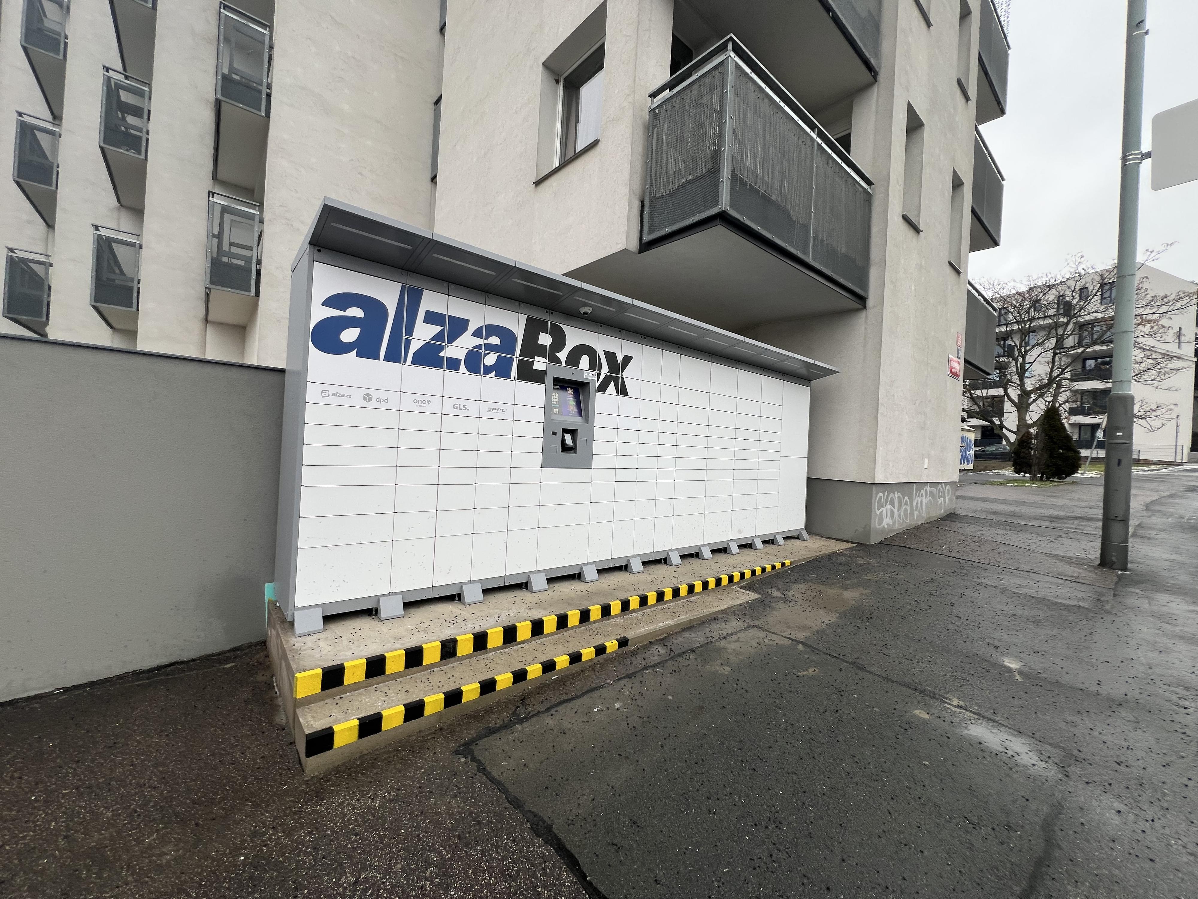 AlzaBox foto 2