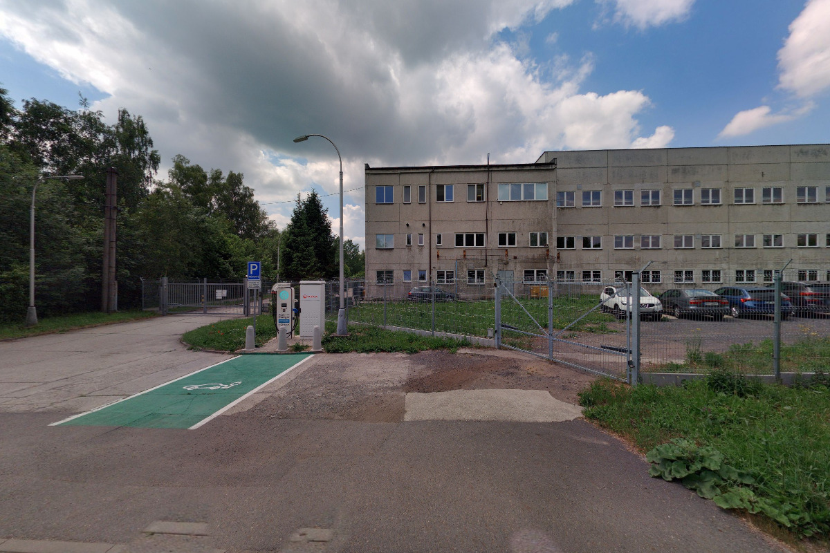 Dobíjecí stanice Polyfazer