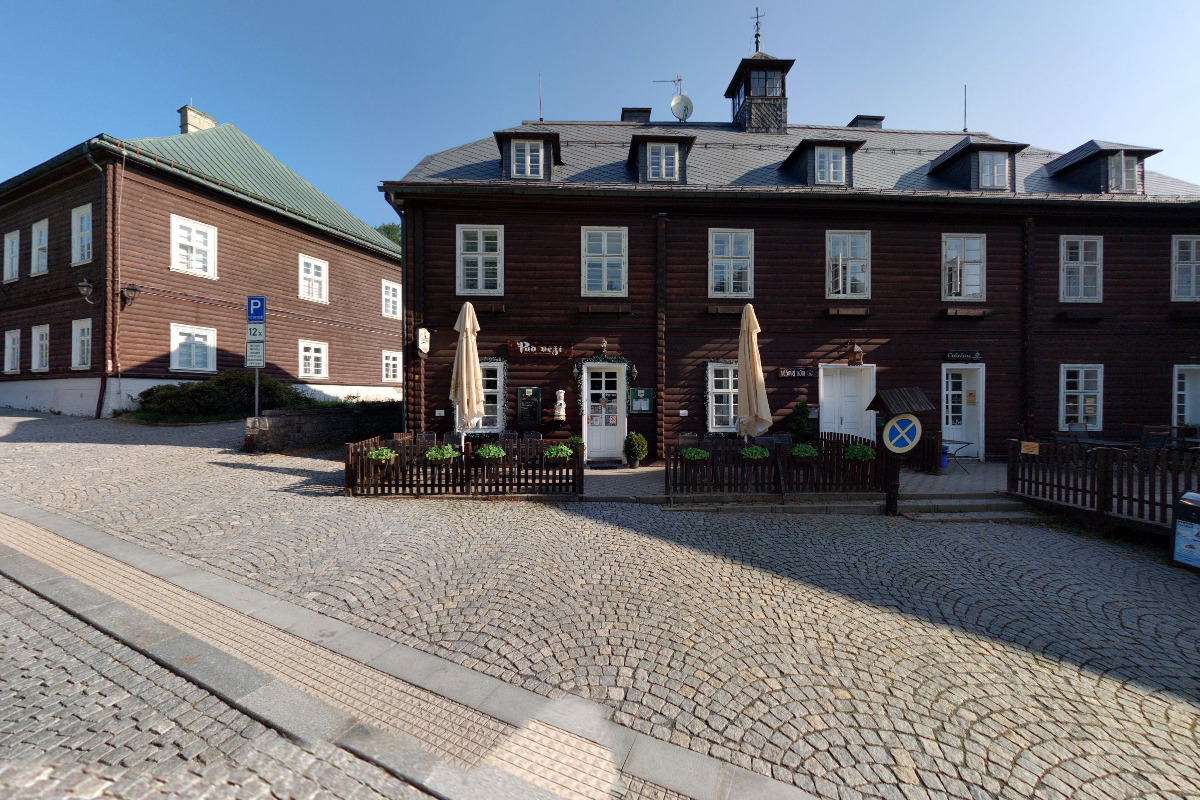 Nabíjecí stanice Horské lázně Karlova Studánka foto 3