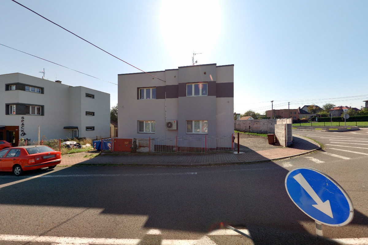 PLEXI KLÁŠAI, s.r.o.