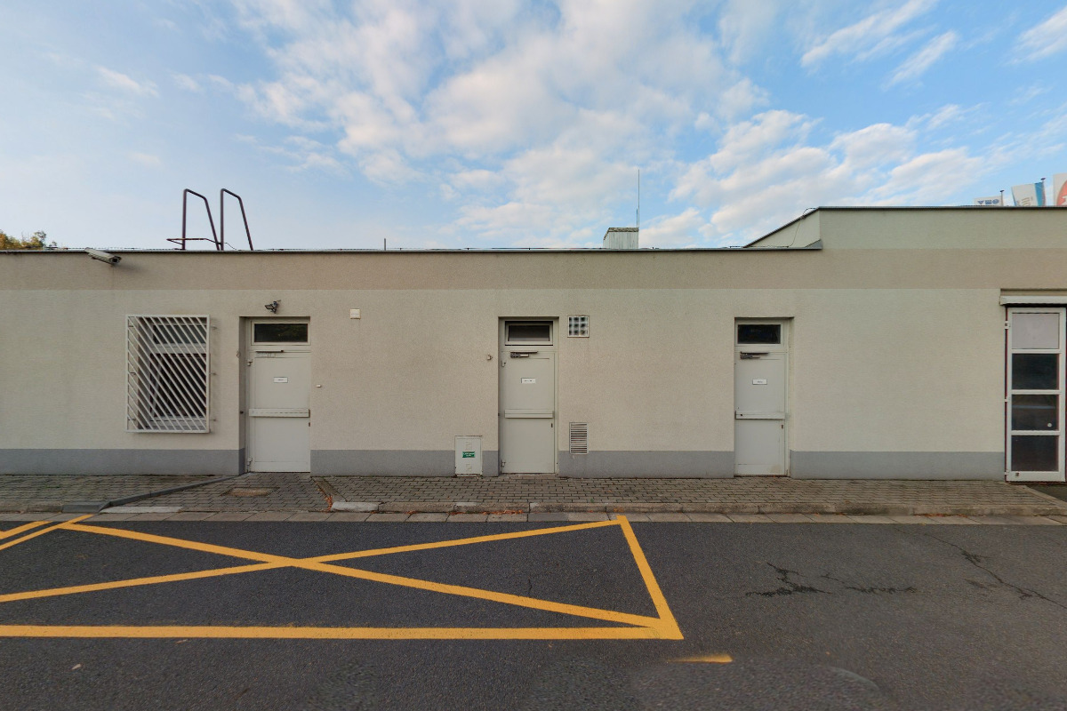 Bankomat UniCredit Bank Czech Republic foto 1