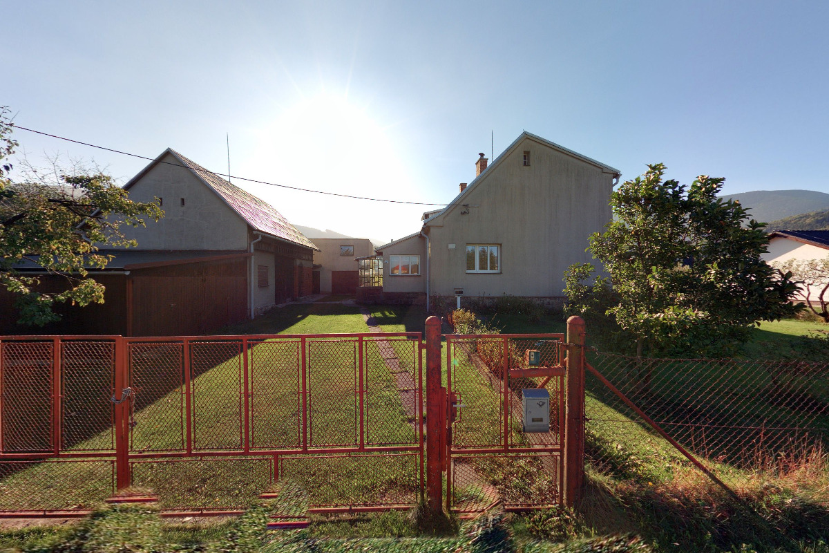 Chalupa pod Lysou horou