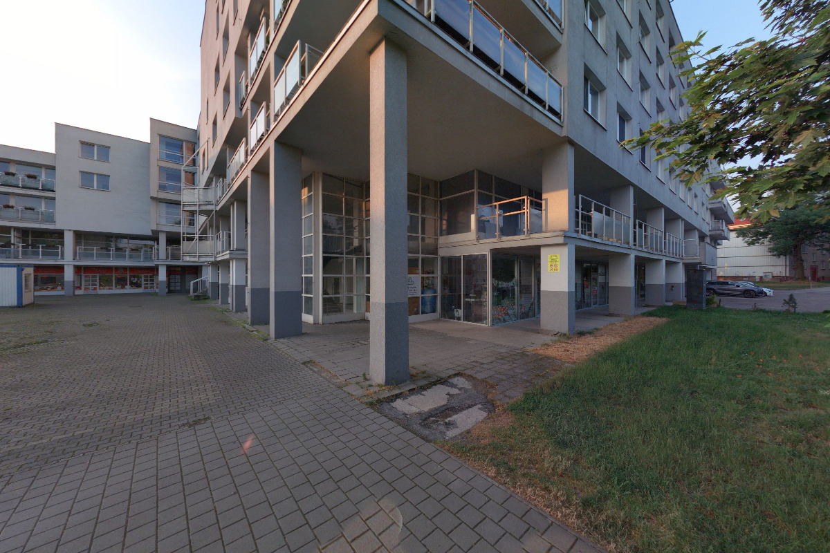 RADHUZA foto 3