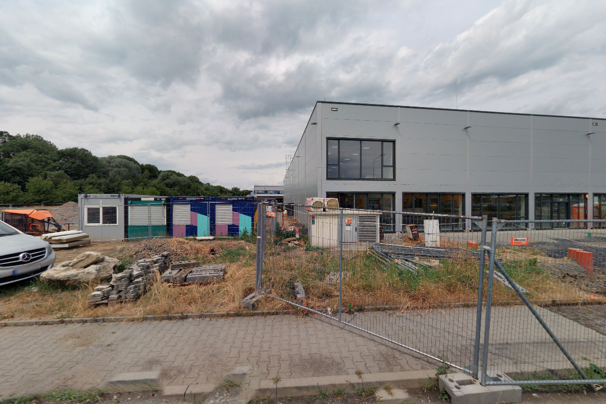 HANGAR climbing playground by Adam Ondra