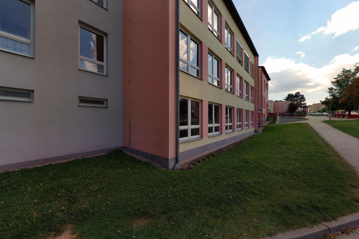 ZŠ Lišov, Nová foto 2