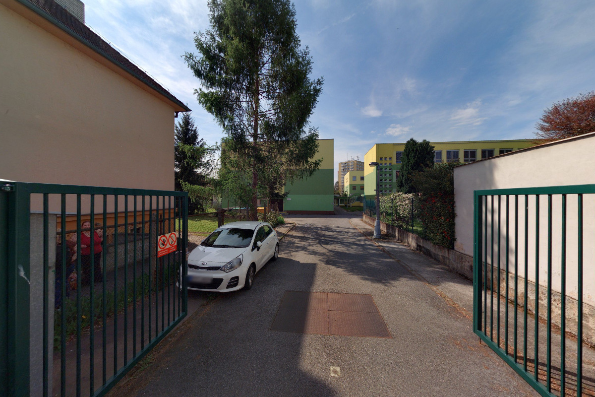 ZŠ a MŠ, České Budějovice, Kubatova foto 2