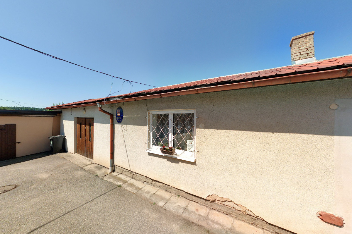 Obecní knihovna Ústrašice