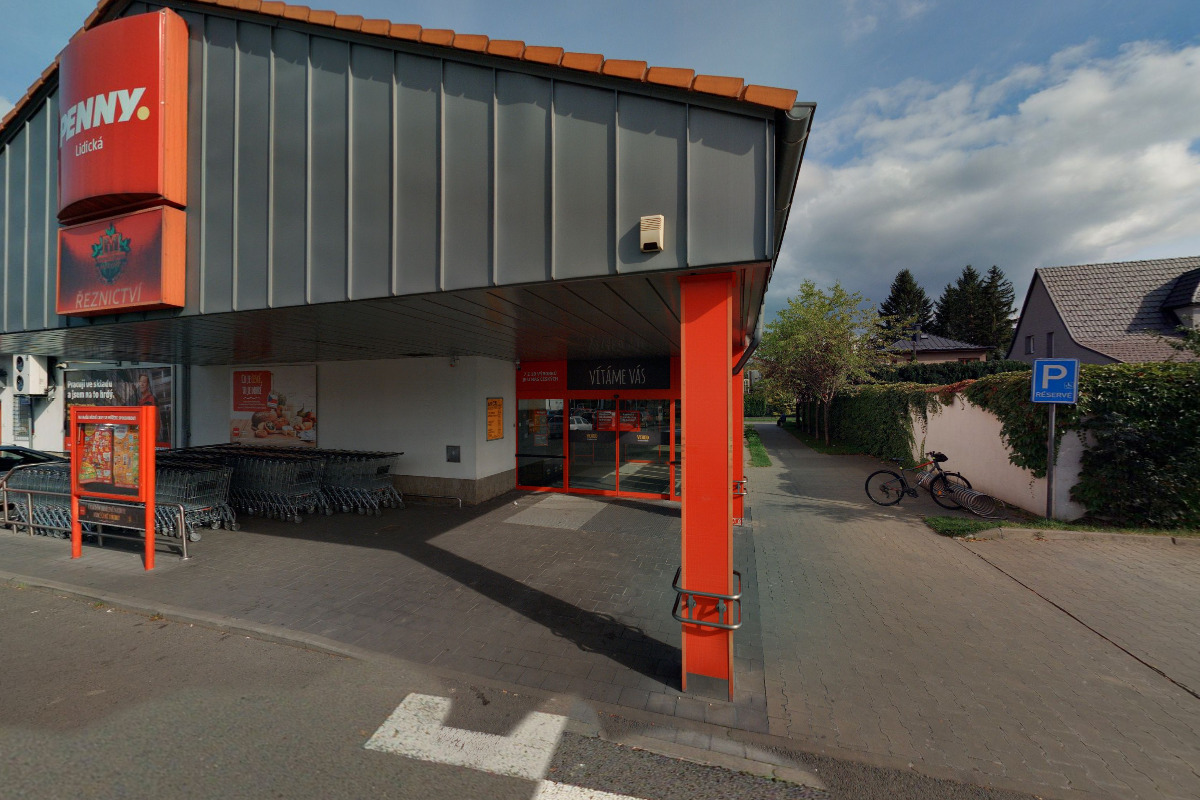 Makovec - maso uzeniny foto 2