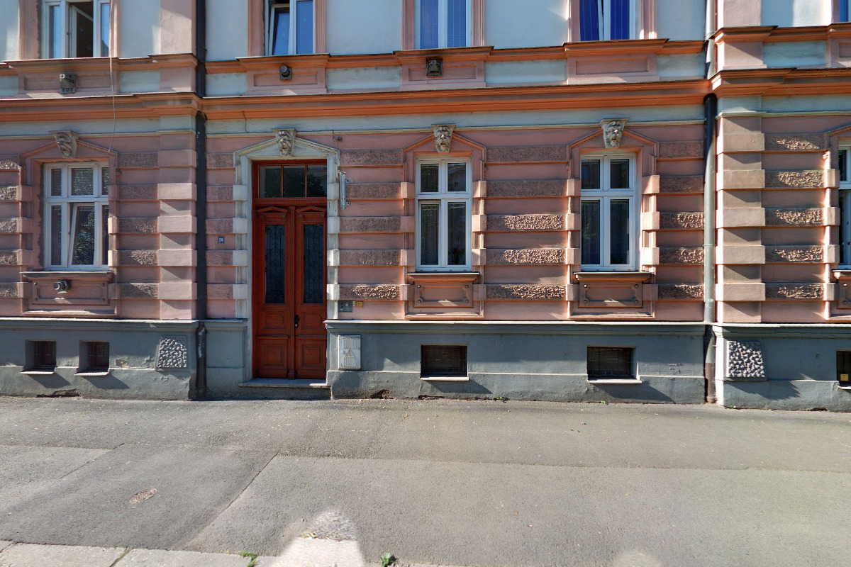 Taxi Delta - Hanka Rumplová