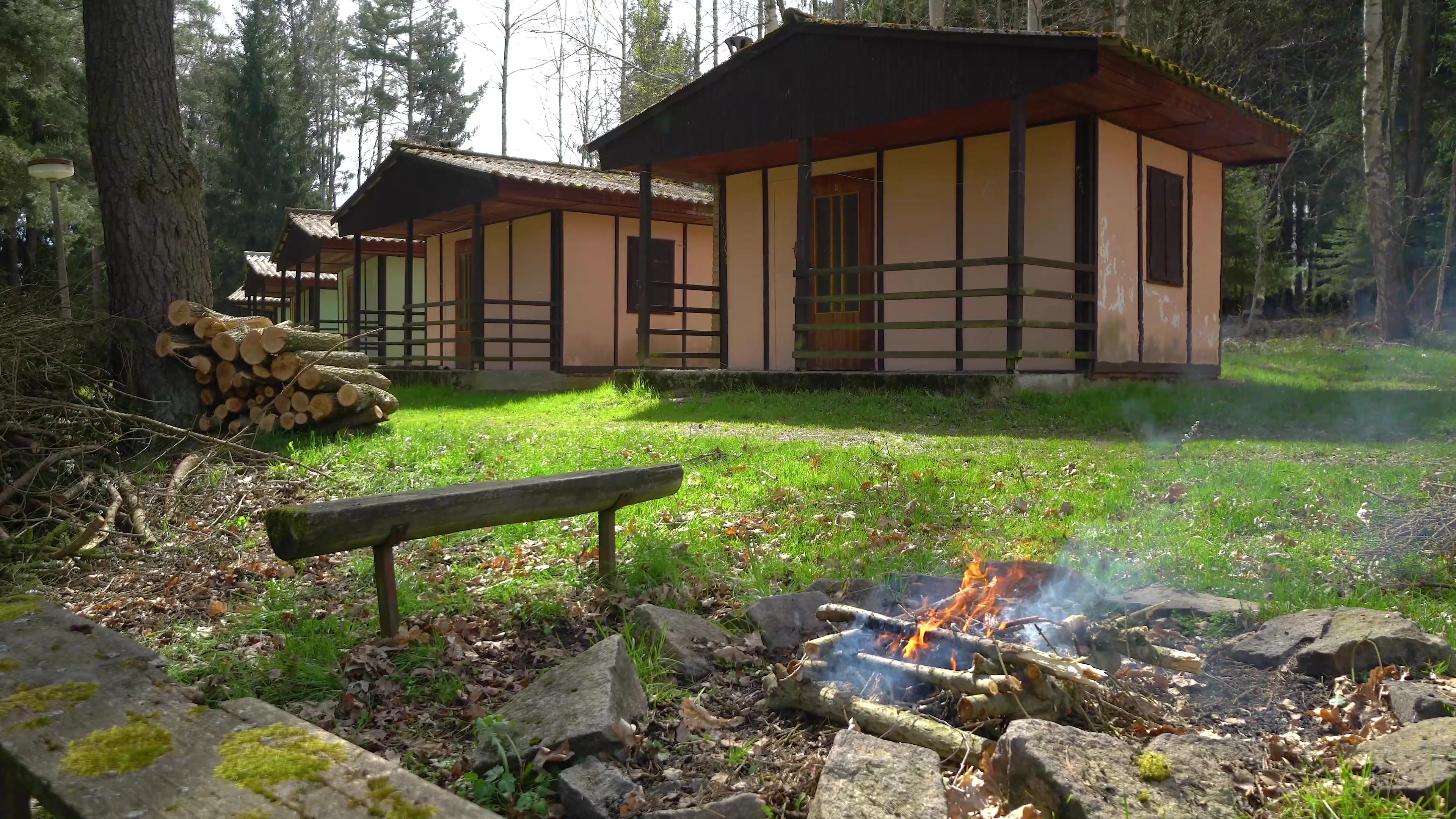 Chatový tábor Malý Ratmírov foto 2 (náhled videa)