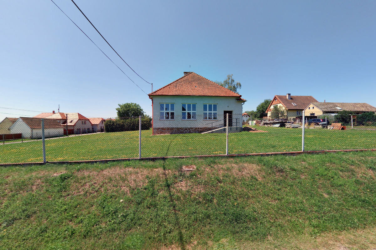 Zhoř u Tábora - obecní úřad foto 5