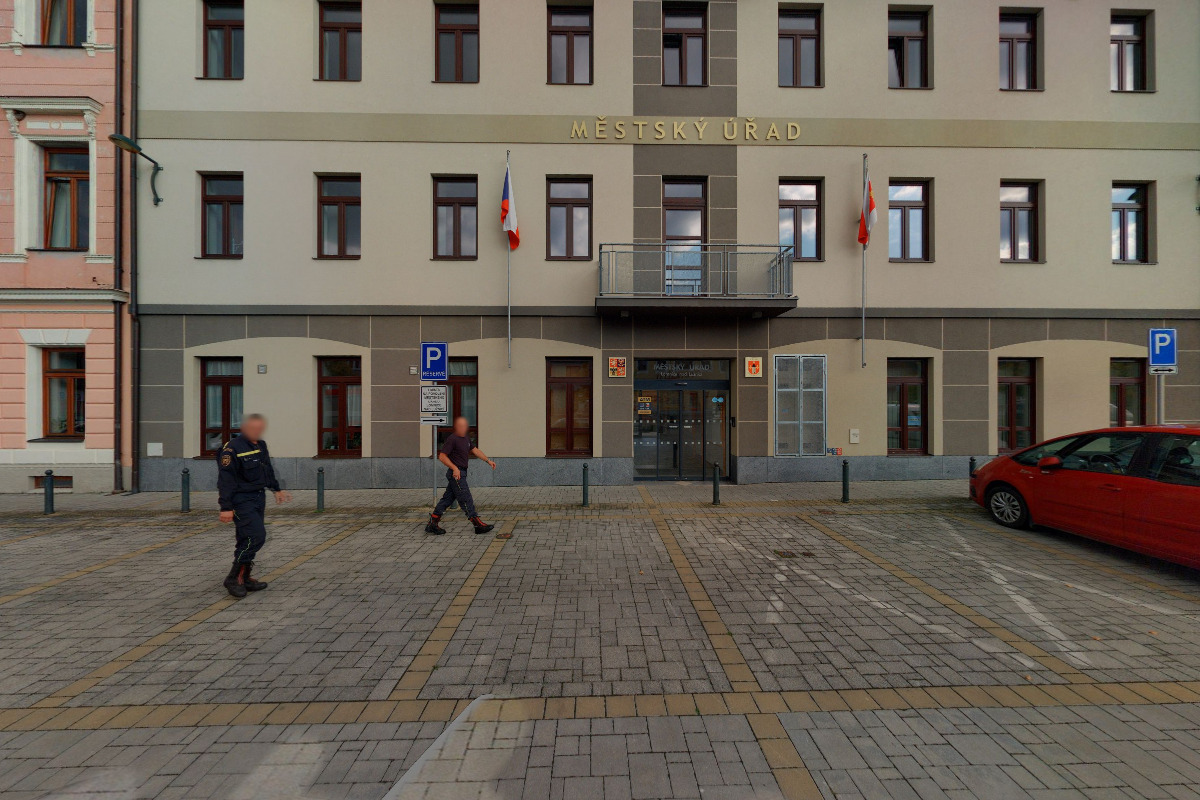 Lomnice nad Lužnicí - městský úřad foto 4