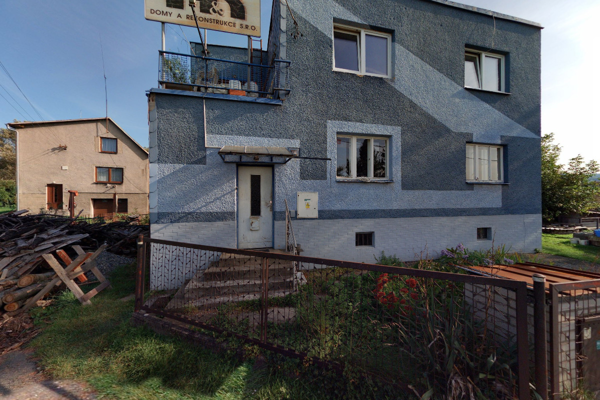 H & R, domy a rekonstrukce, s.r.o.