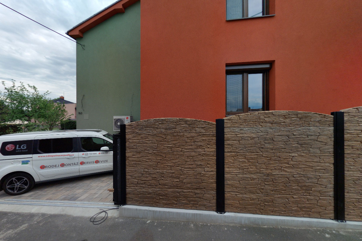 Svatebnisatyrozarka.cz foto 2