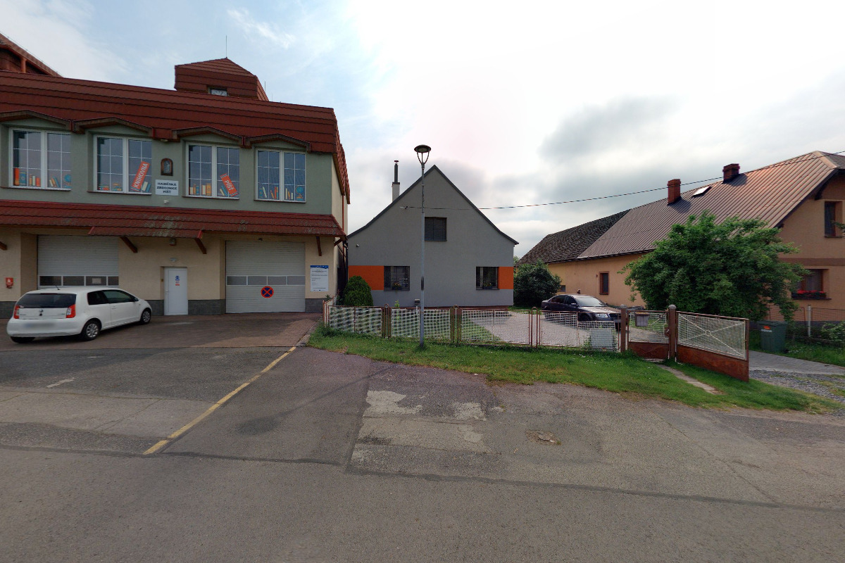 Obecní knihovna Píšť