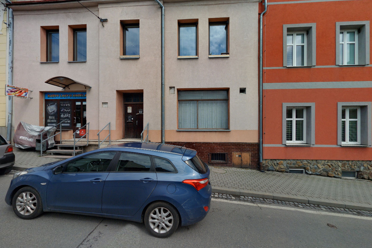 Barvy, laky Švermova