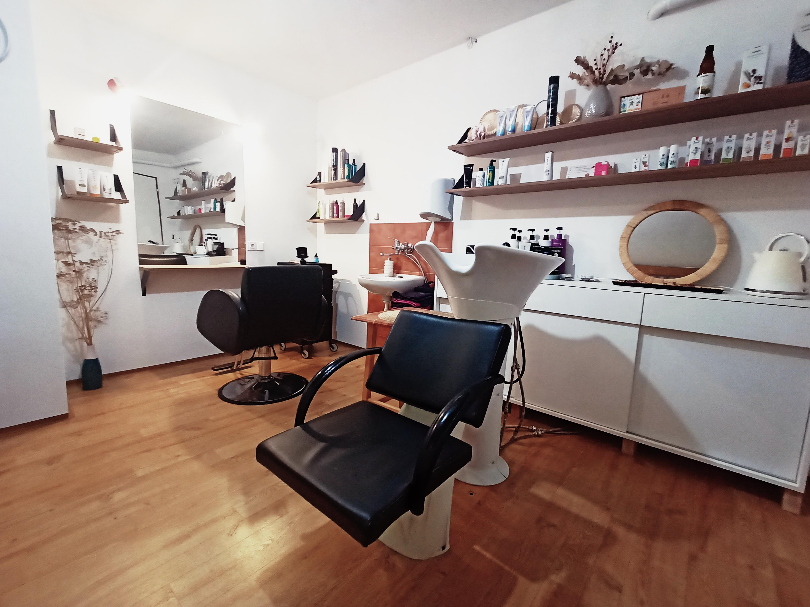 Kadeřnický salón Veronika