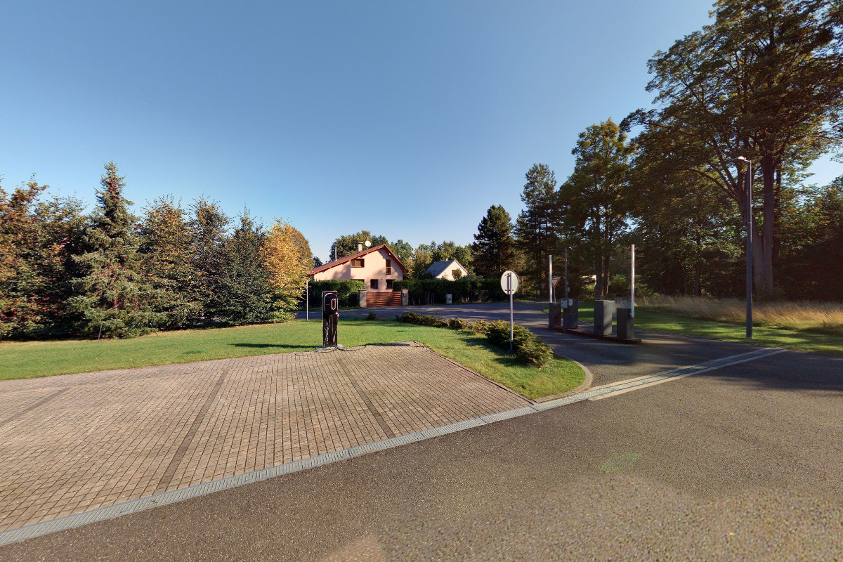 Hotel Miura - Nabíjecí stanice