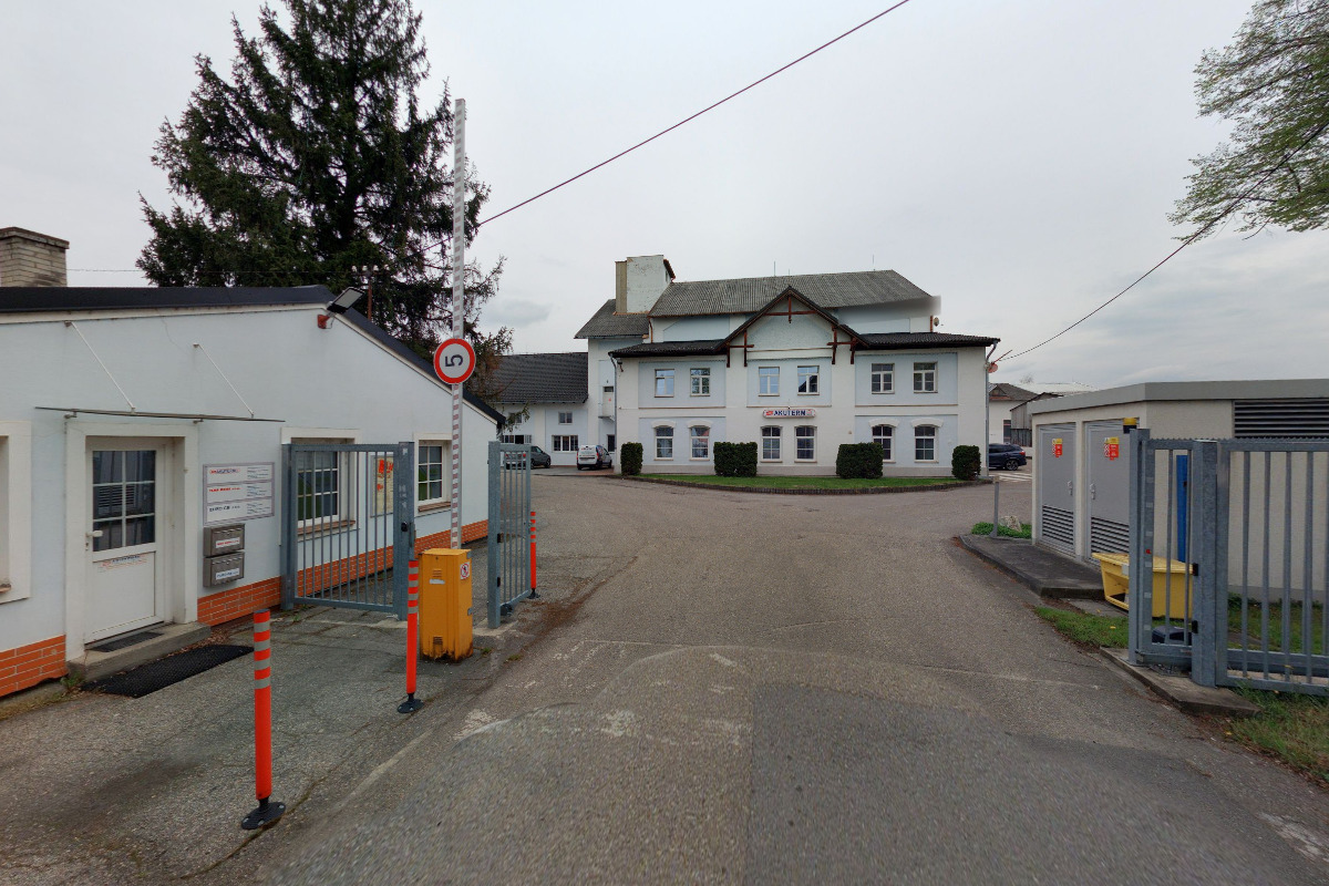 Hruška reklama foto 1