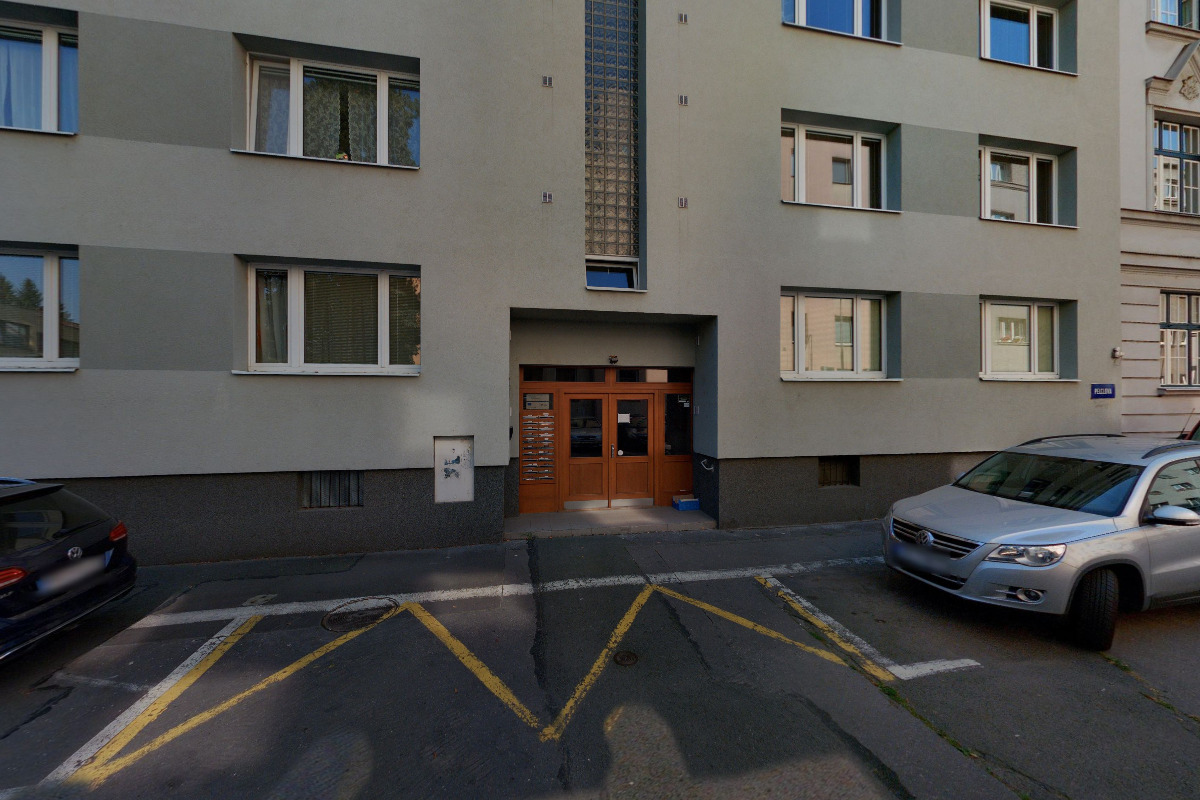 Pelclova Apartment