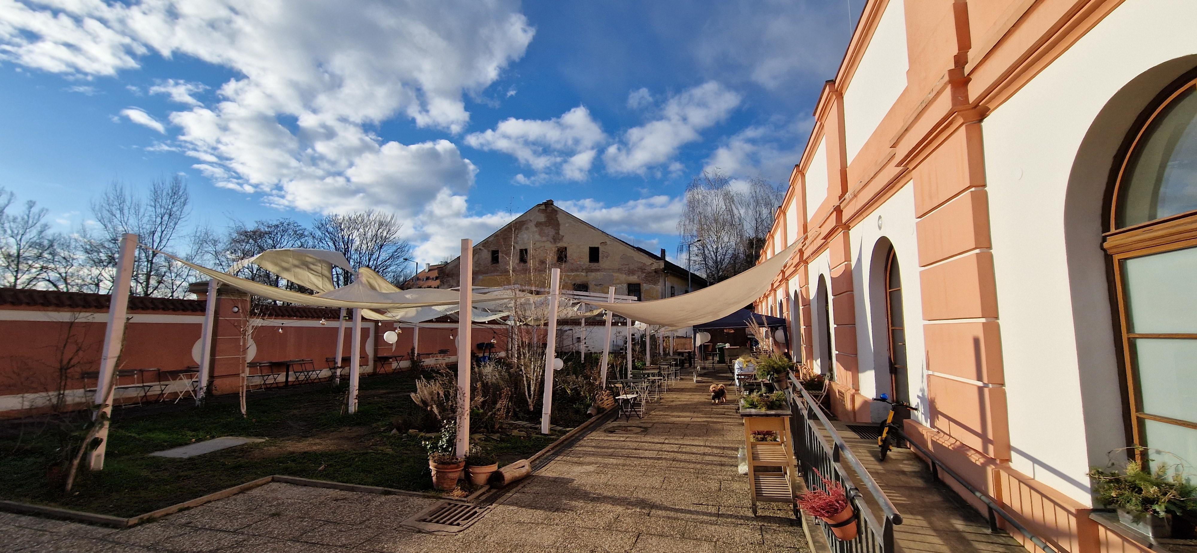 Bistro Karel foto 3