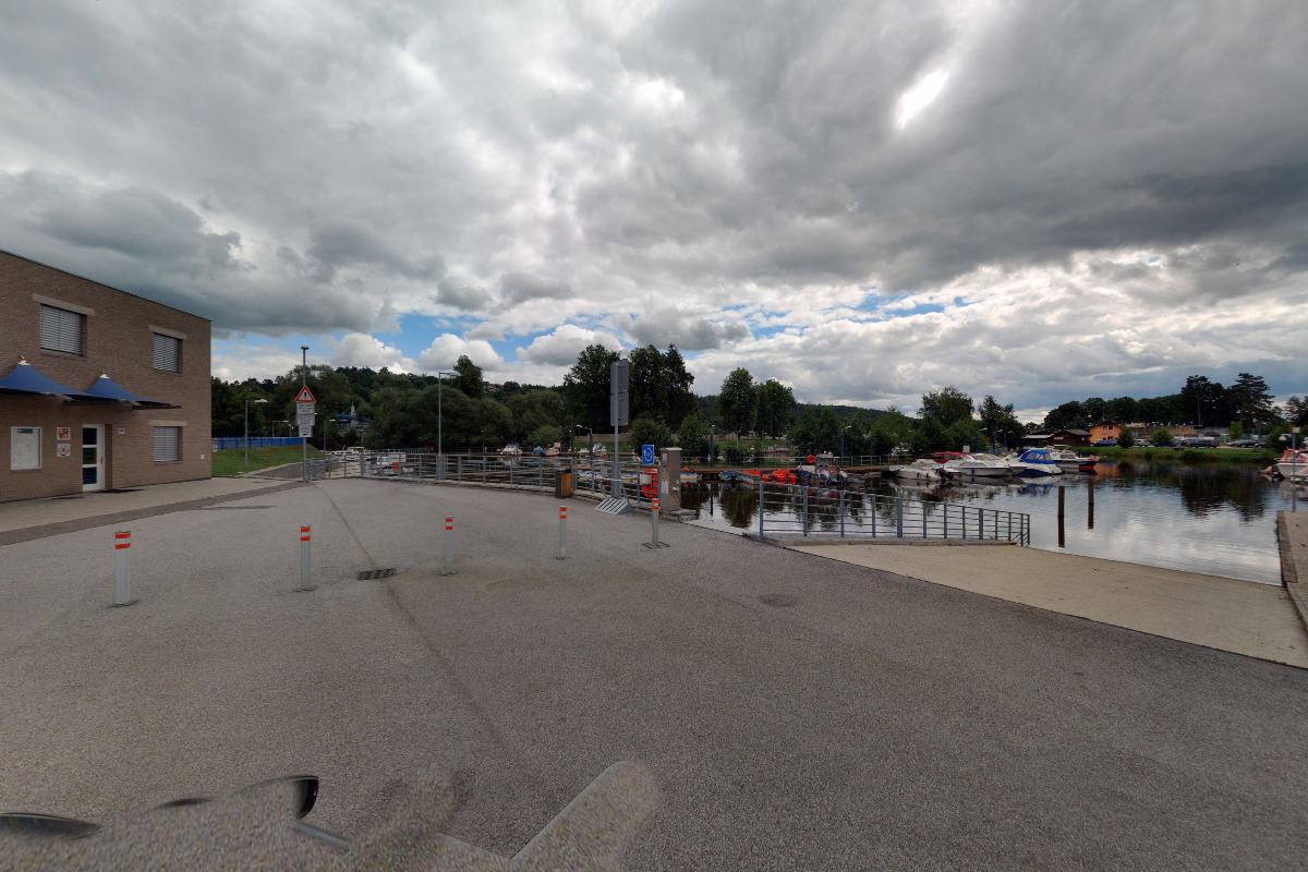 Nabíjecí stanice Přístav Hluboká nad Vltavou