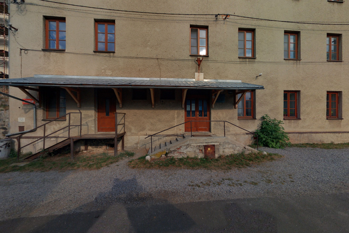 MDM, společnost s ručením omezeným