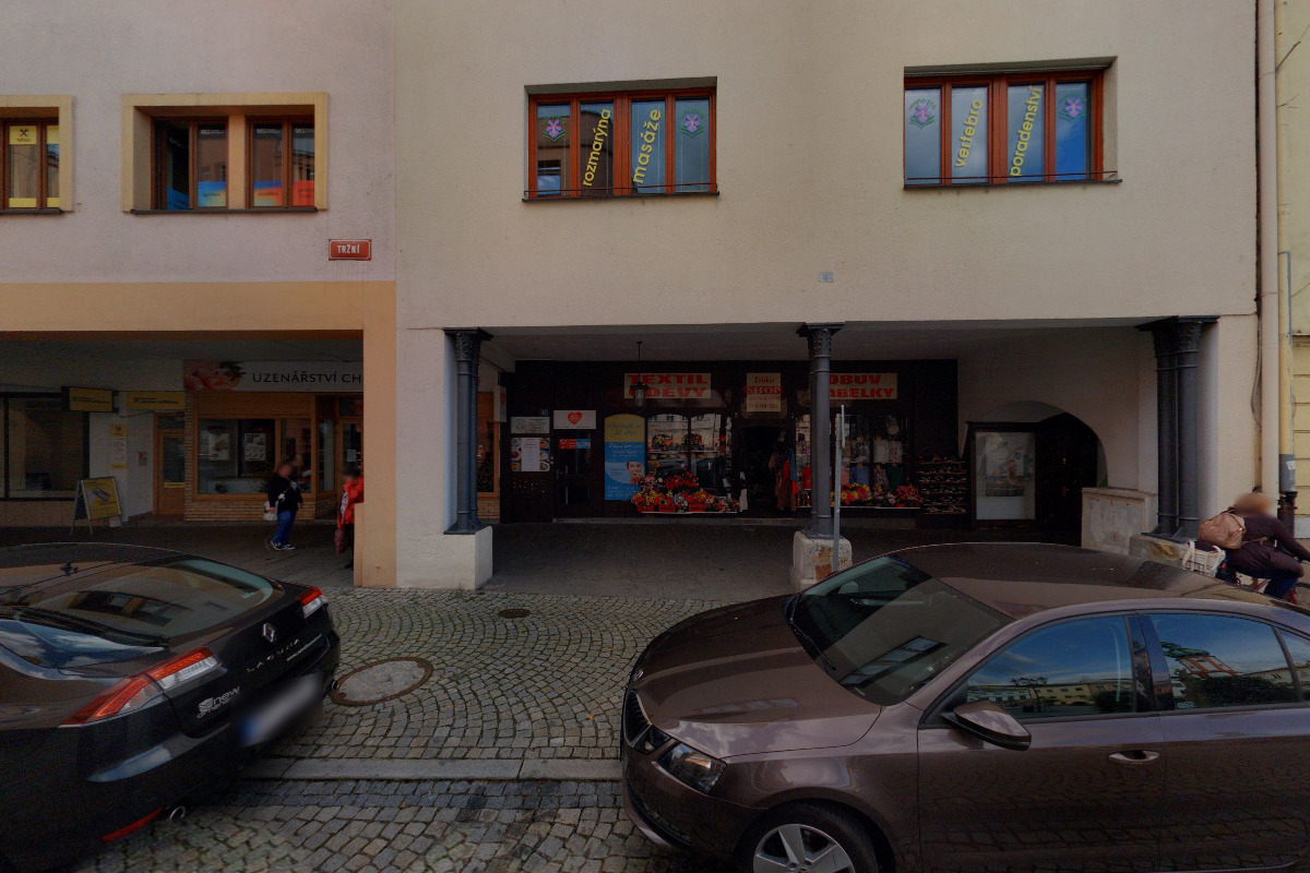 Pure Love Mini vegan restaurace