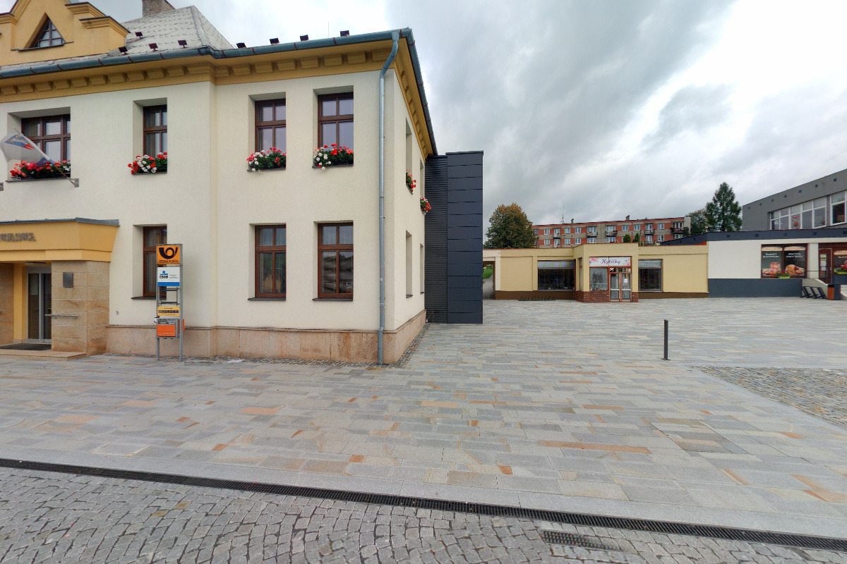 Nabíjecí stanice Obecní úřad Kozlovice foto 5