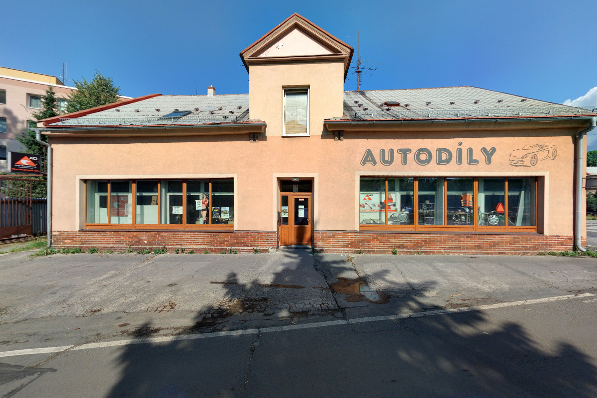 Antonín Juráň AUTODÍLY foto 2