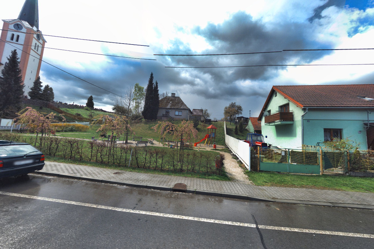 Římskokatolická farnost Hladké Životice