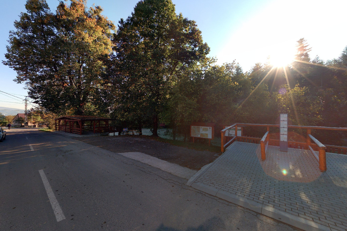 Nabíjecí stanice pro elektrokola a mobilní zařízení foto 4