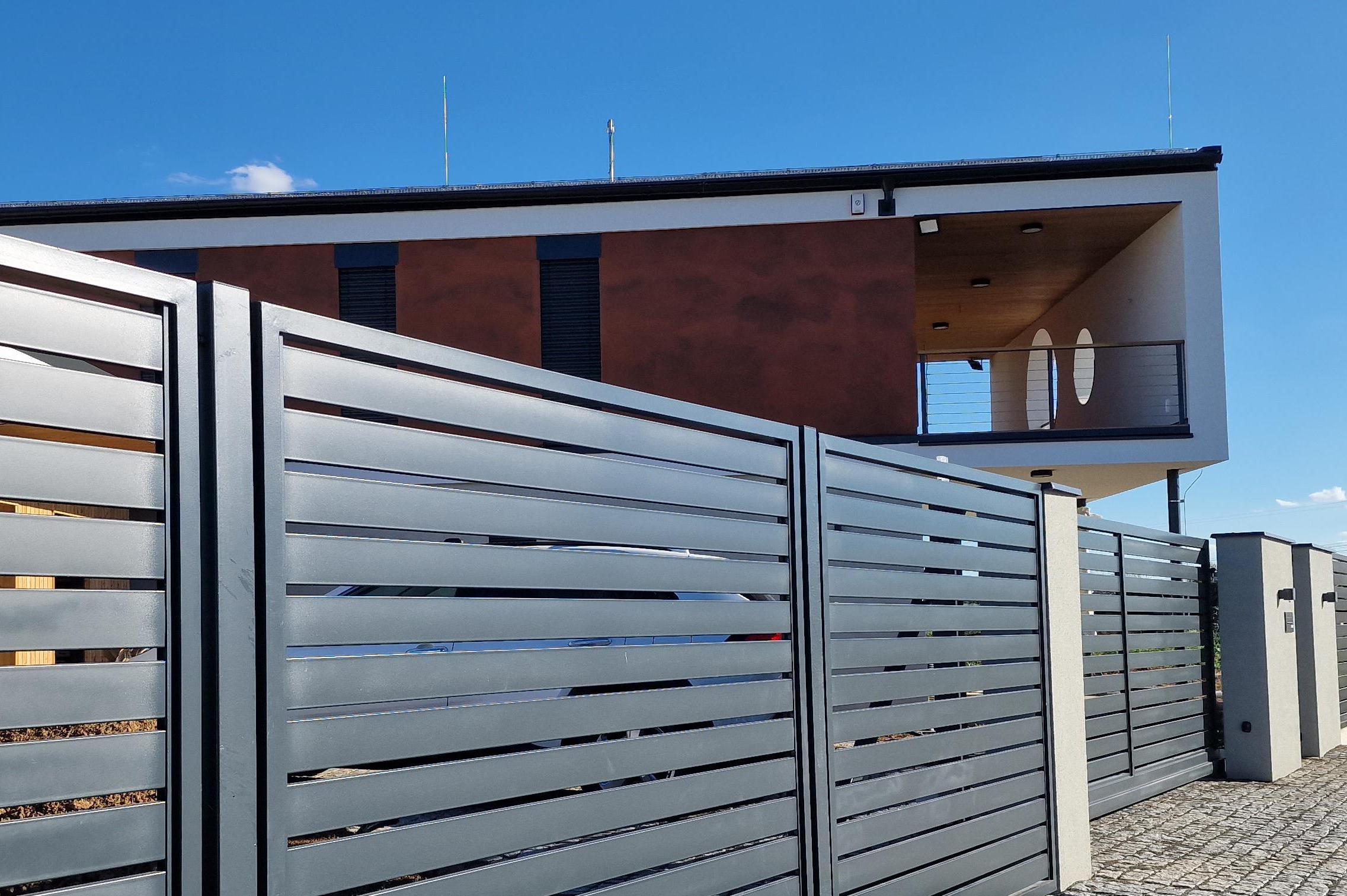 KSENA s.r.o. - Stavba plotů