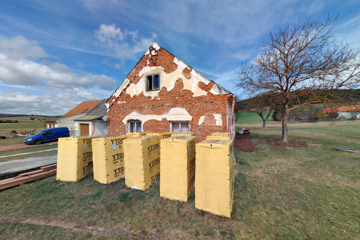 DUSS  - bourací a vrtací stroje