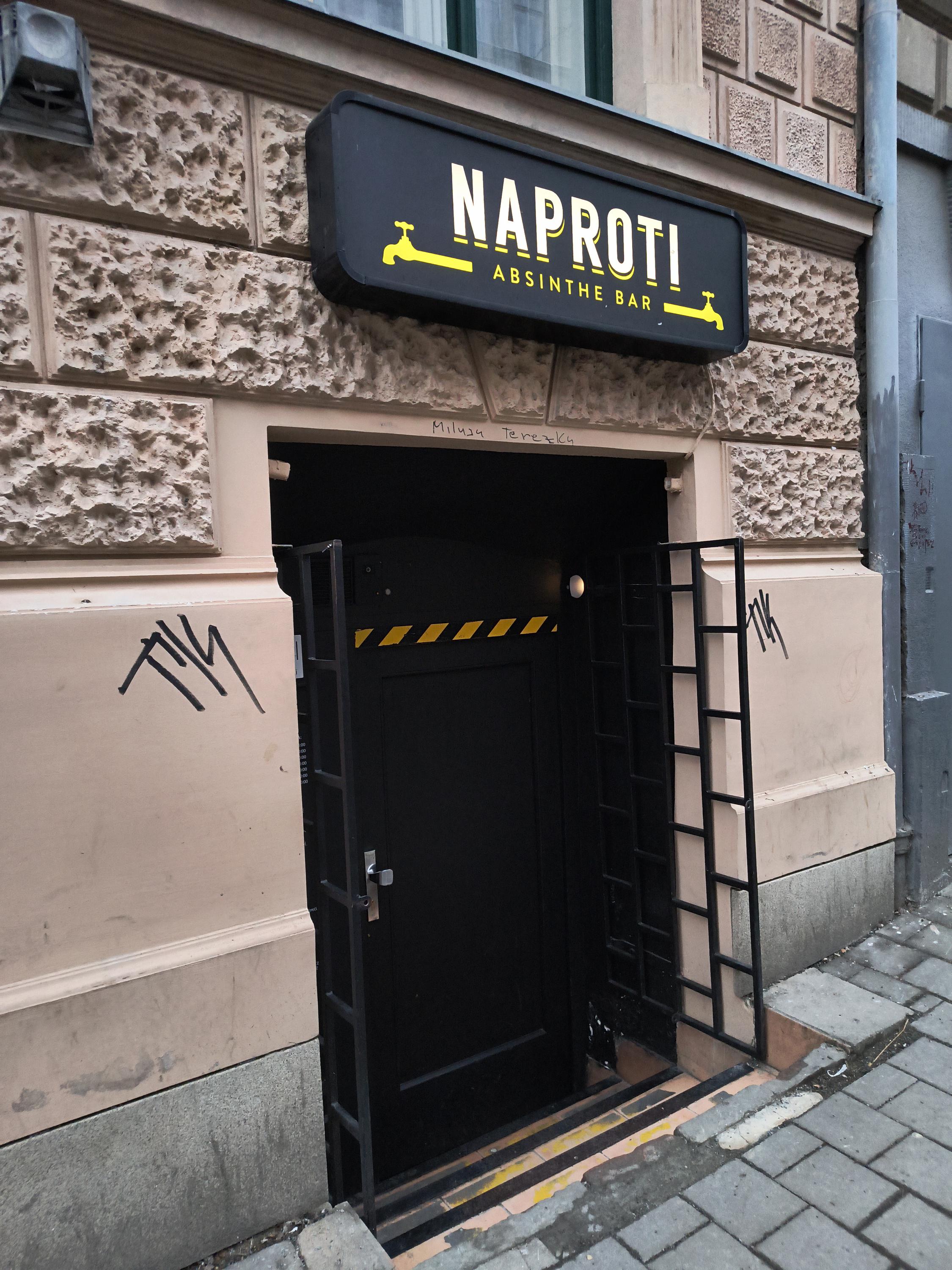 Bar Naproti foto 2