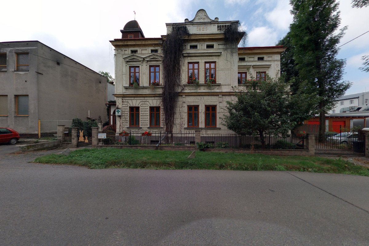 Veterinární ambulance, MVDr. Zbyněk Konvička