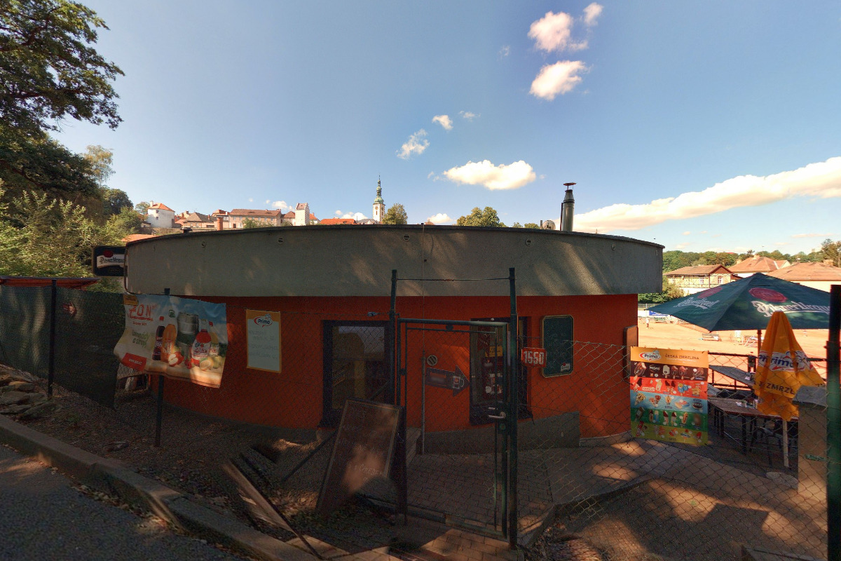Restaurace u kurtů